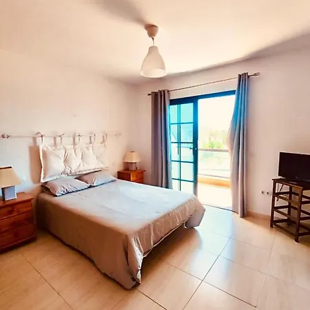 Casa Cris Lajita